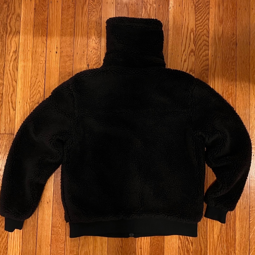 ALO Yoga Sherpa Downtown Jacket, Black, Small - Picture 5 of 7